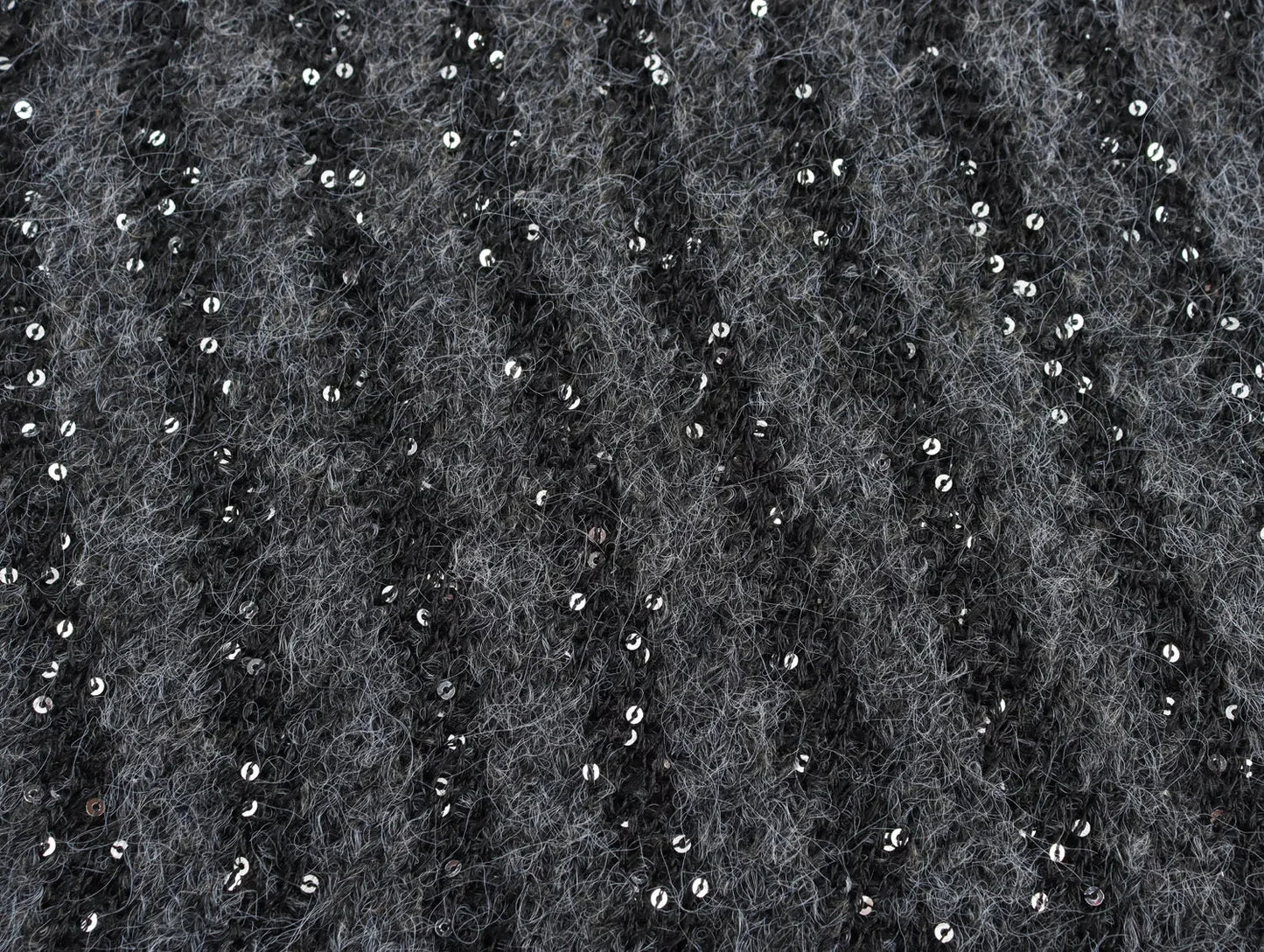 SEQUIN KNITTED SWEATER VEST