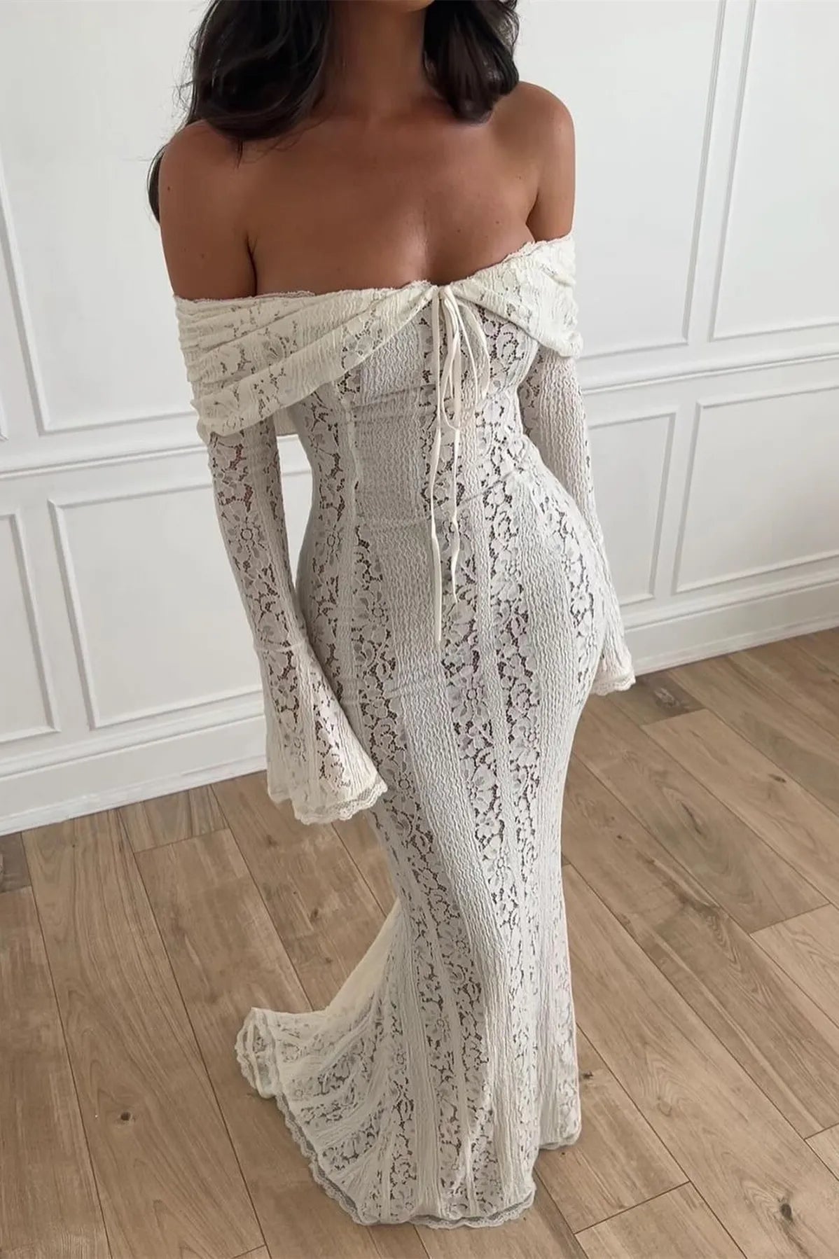 MONIKA LACE DRESS