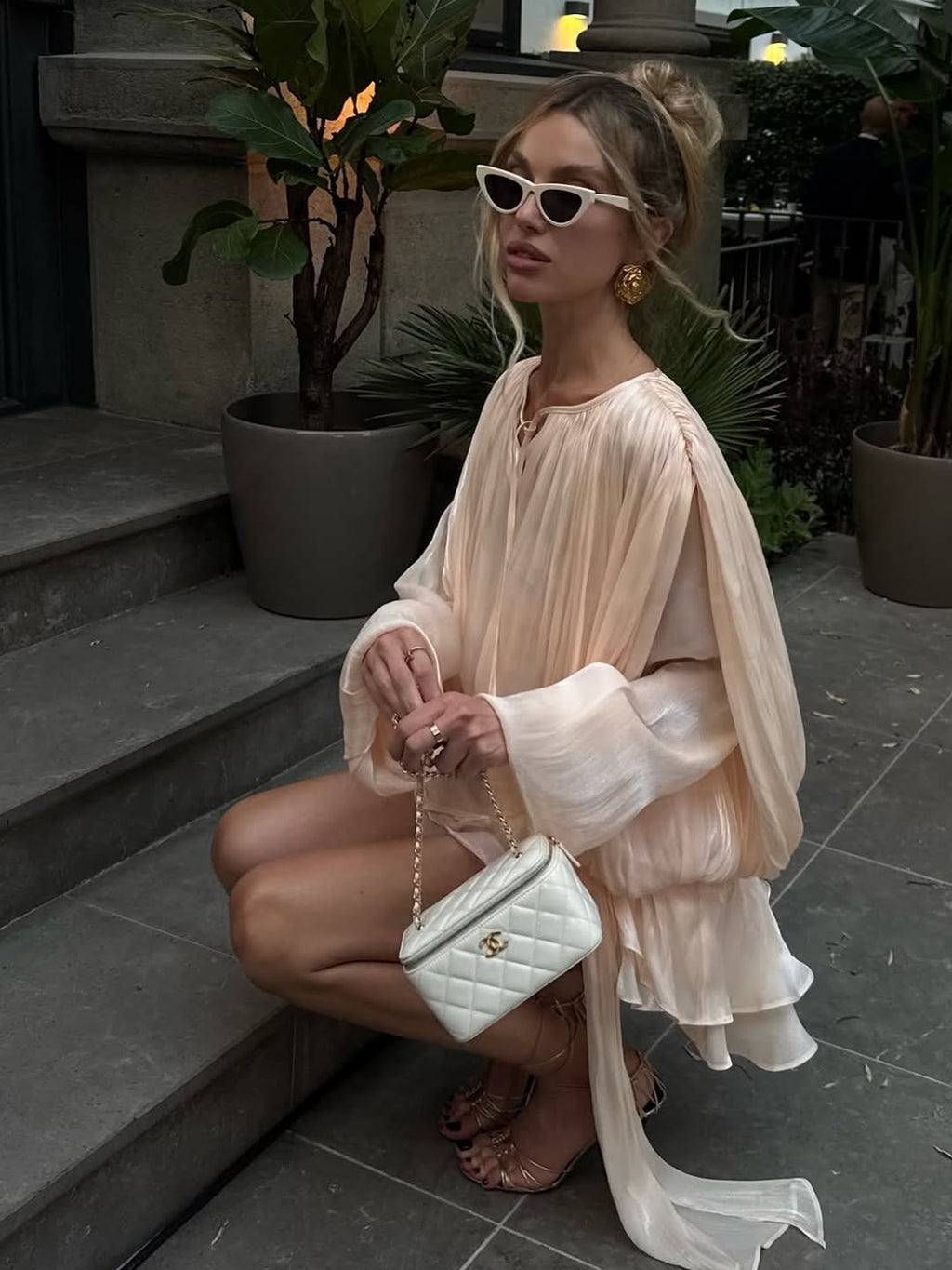 MIA RUFFLE MINI DRESS