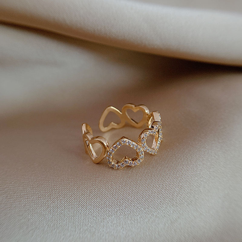VIVIAN RING