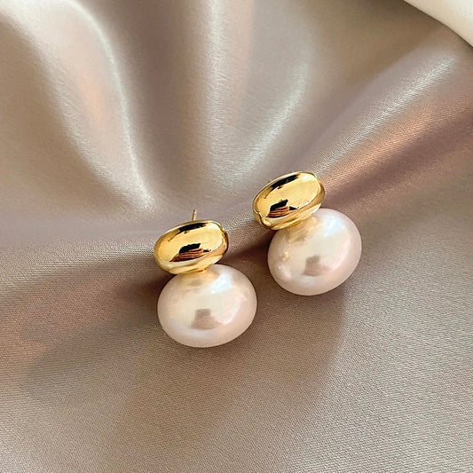 LAURA PEARL EARRINGS