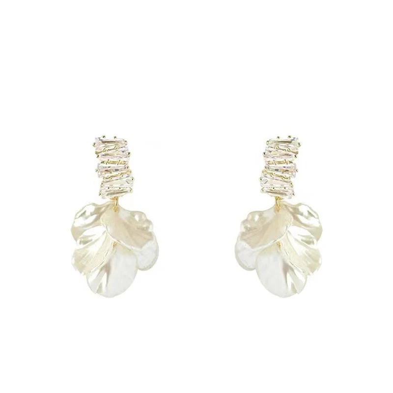 LAVANA EARRINGS