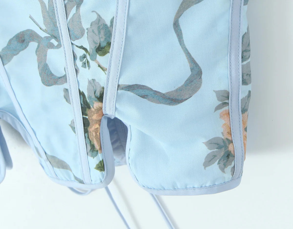 PENY FLORAL LACE UP TOP