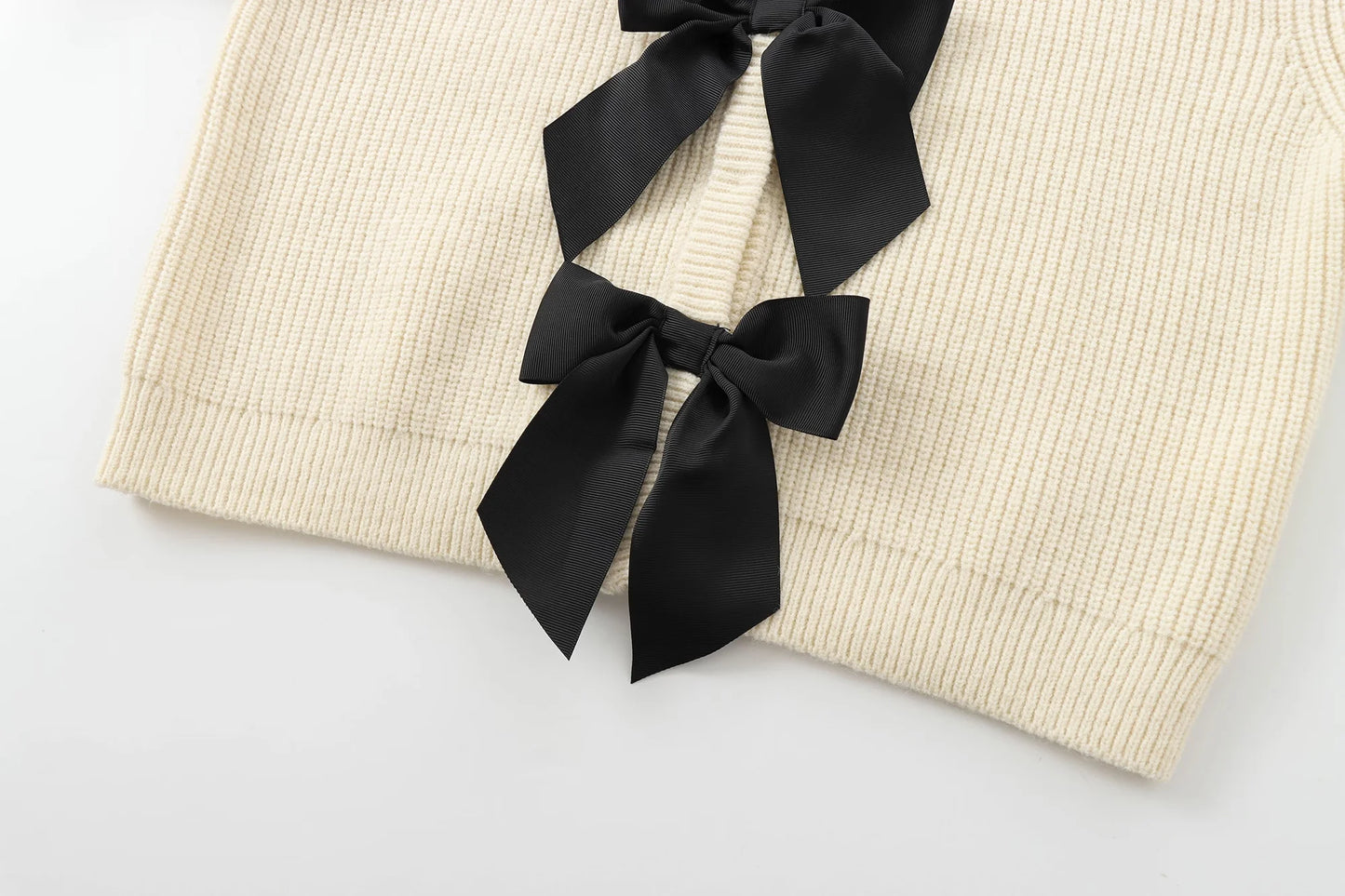 GIGI BOW CARDIGAN