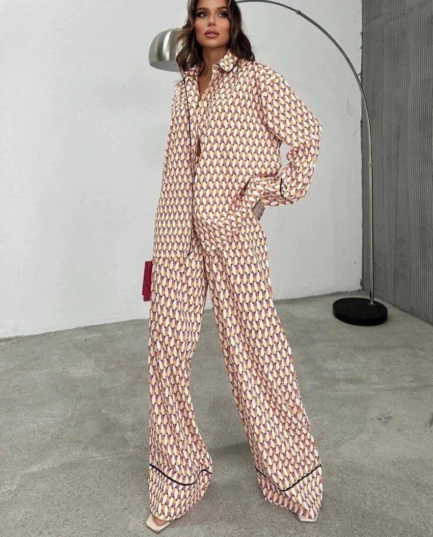 EMINA TWO PIECE SET