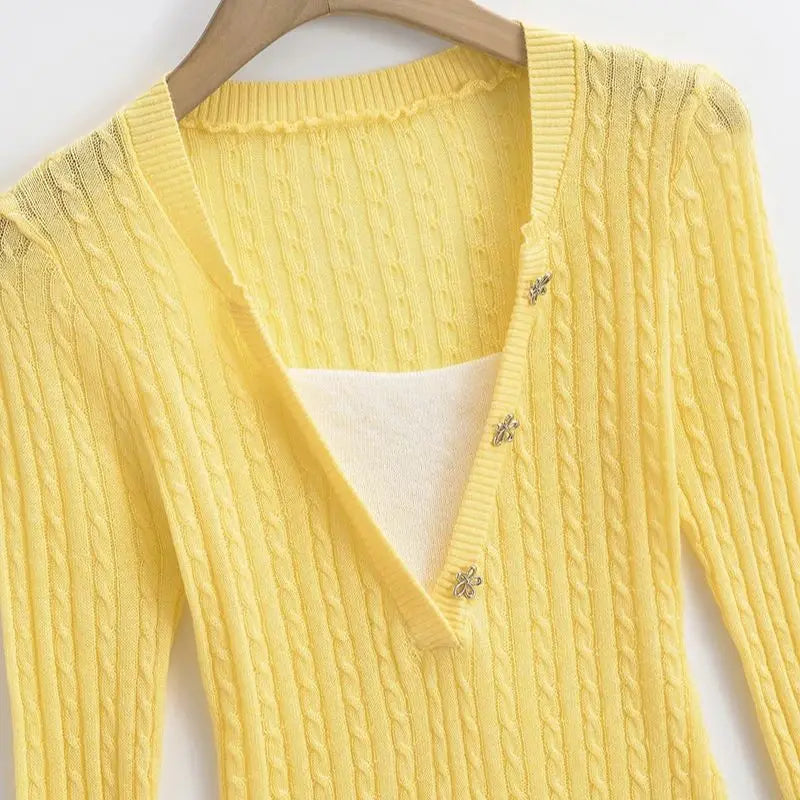 TISIA KNITTED BLOUSE
