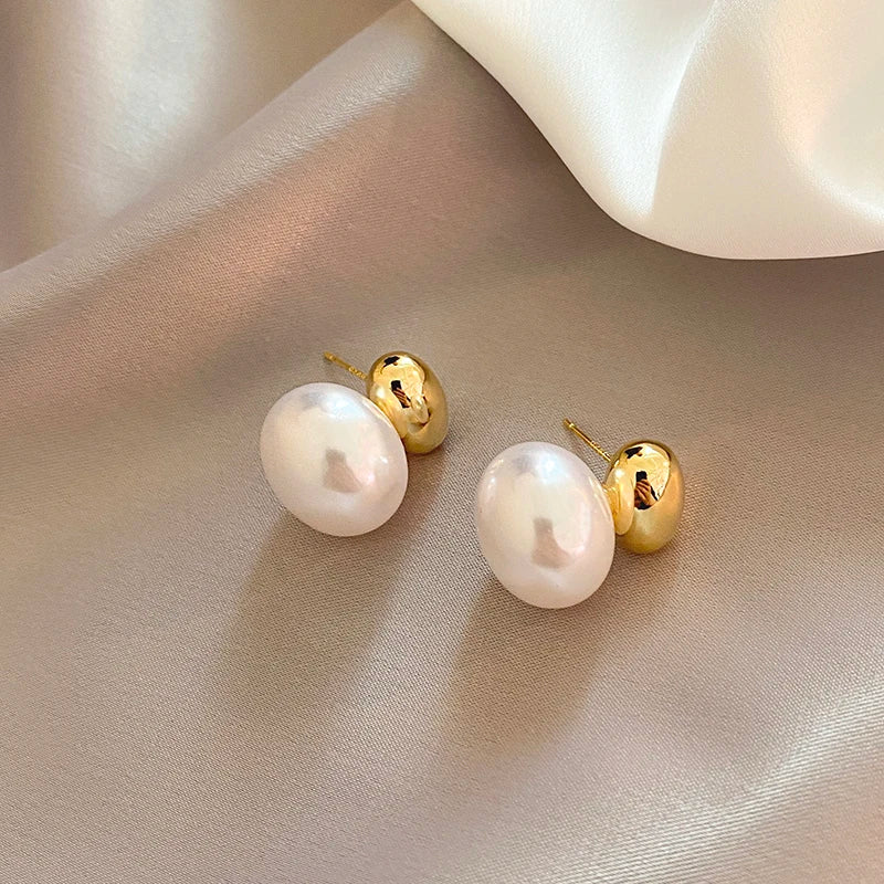 LAURA PEARL EARRINGS