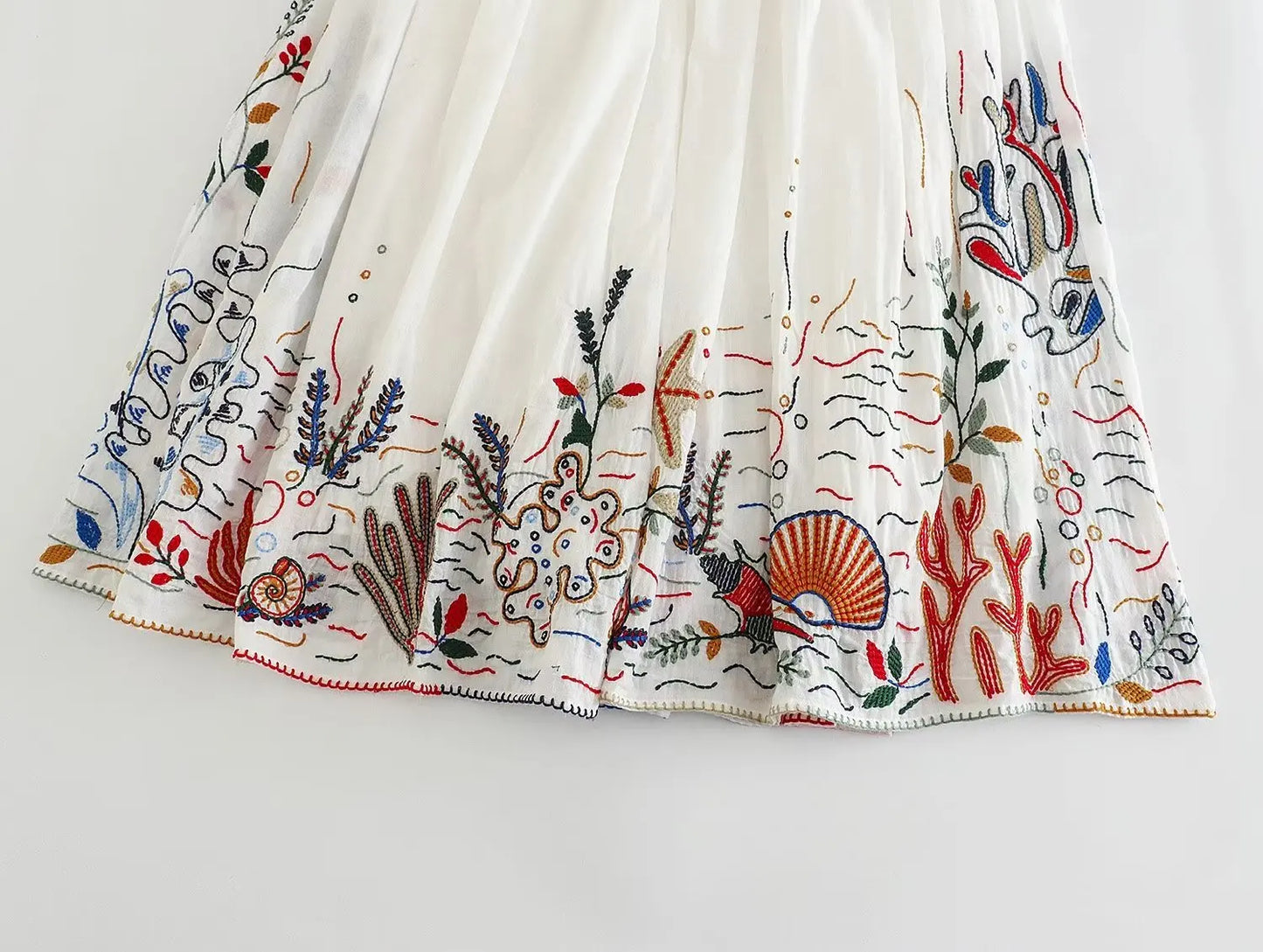 MADALINA EMBROIDERED SET