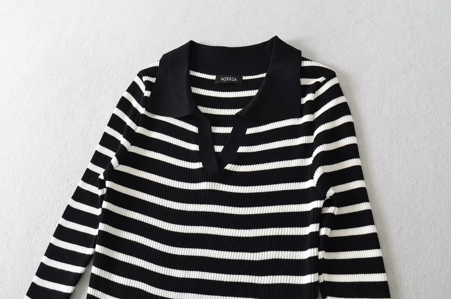 JOLIE KNITTED SWEATER