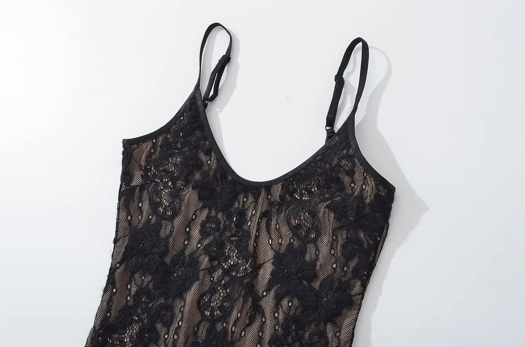 AMINA LACE BODYSUIT