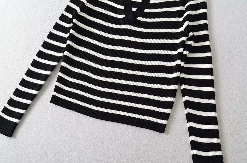 JOLIE KNITTED SWEATER