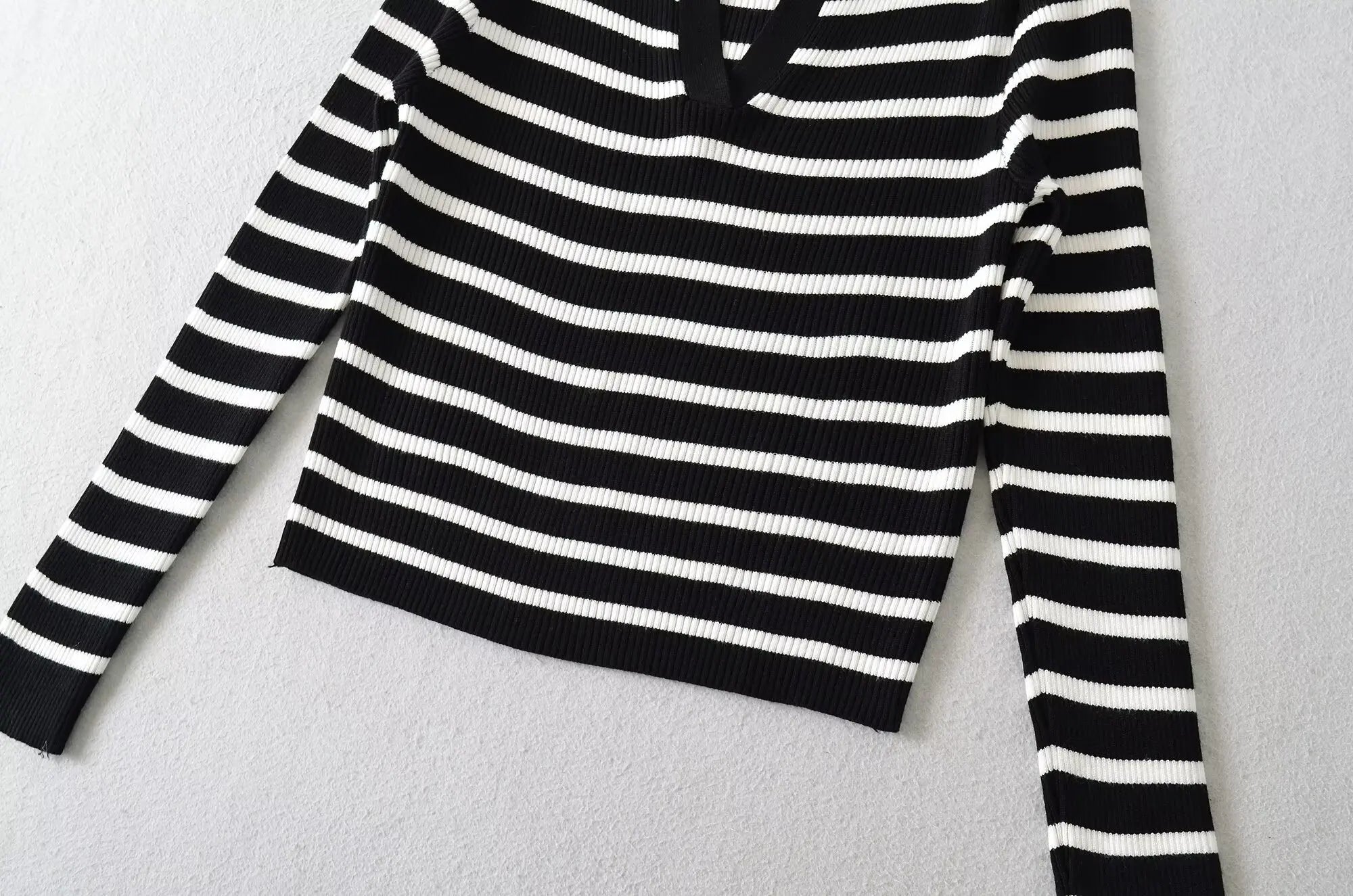 JOLIE KNITTED SWEATER