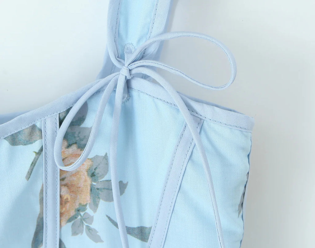 PENY FLORAL LACE UP TOP