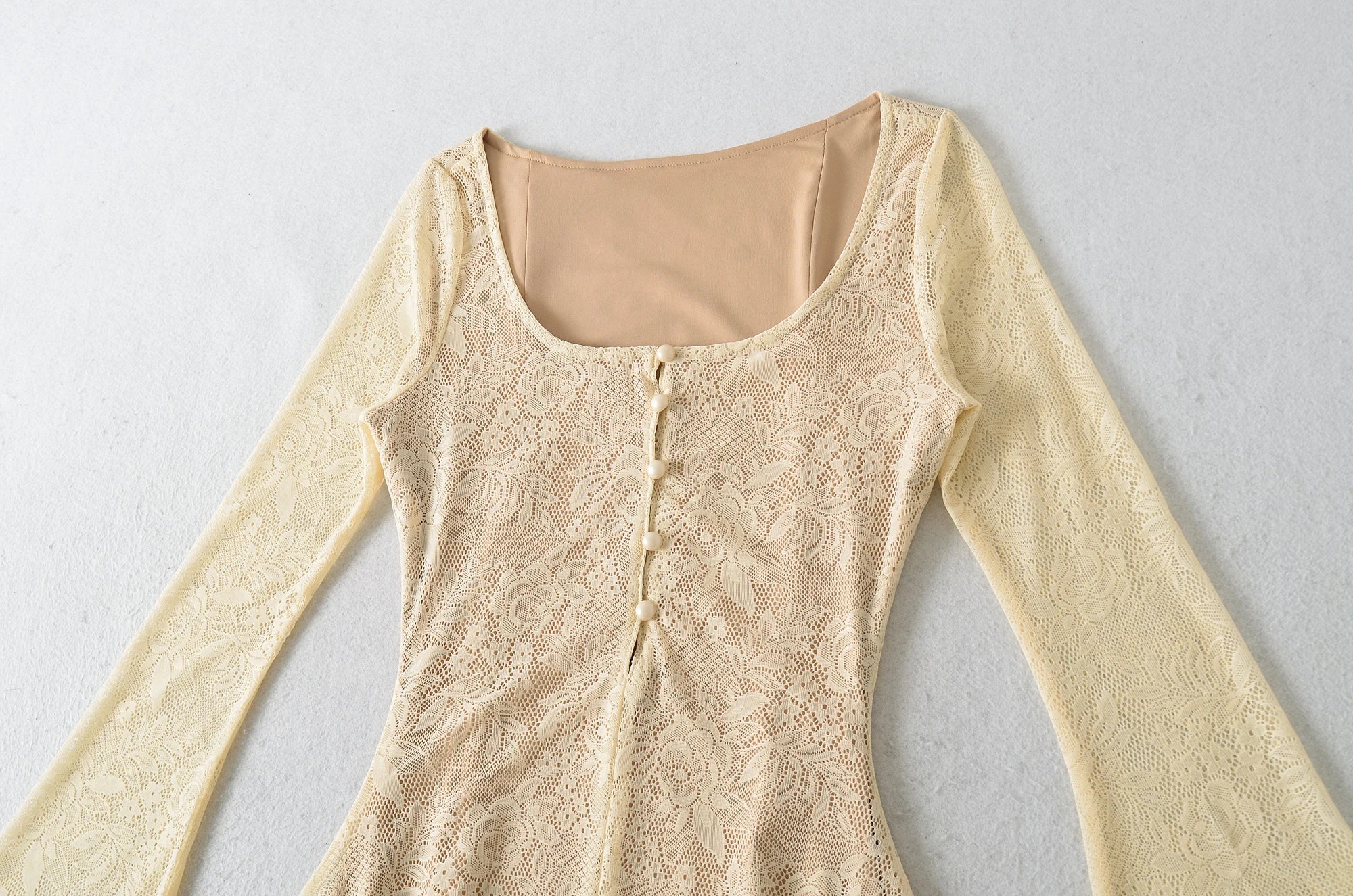 LIEN LACE MINI DRESS