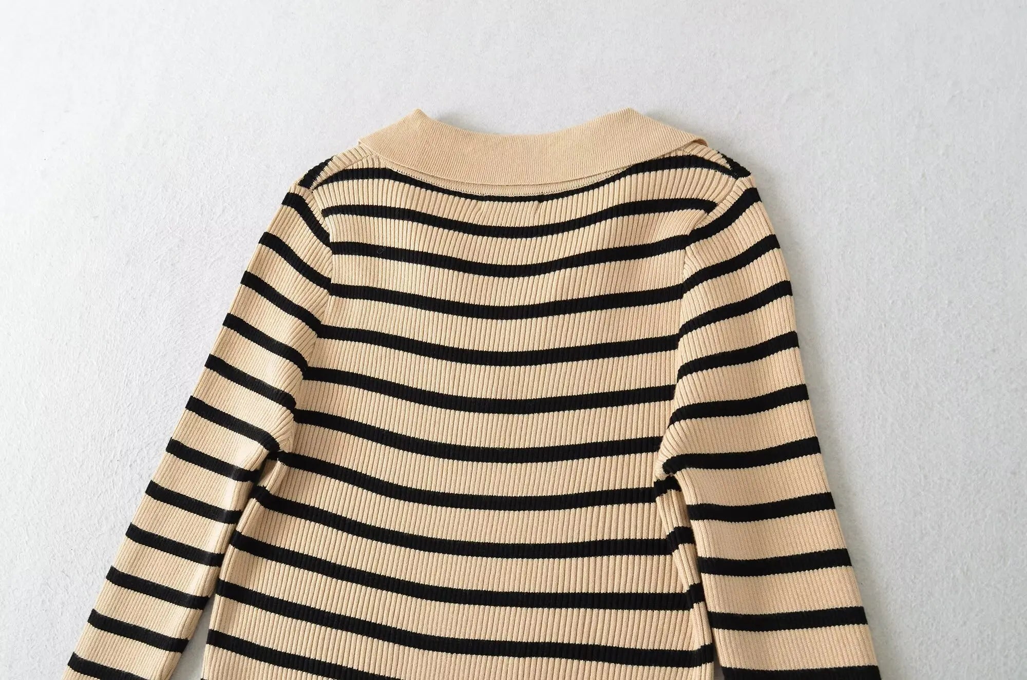 JOLIE KNITTED SWEATER