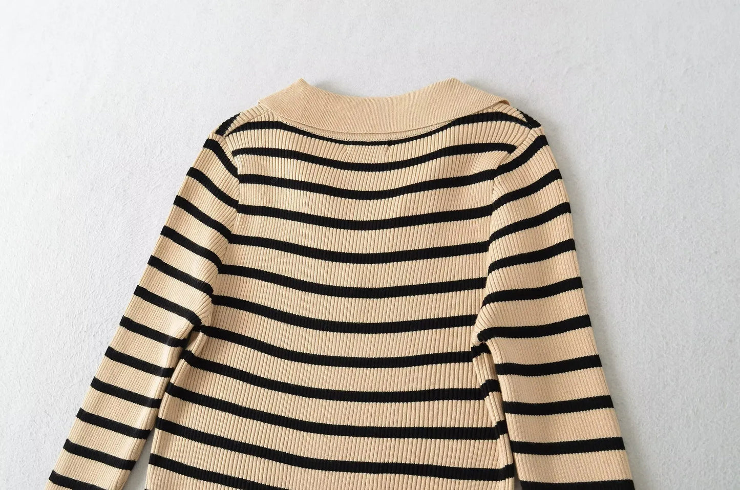 JOLIE KNITTED SWEATER