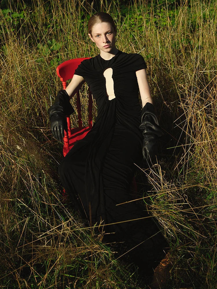 CATHERINE KEY HOLE MAXI DRESS