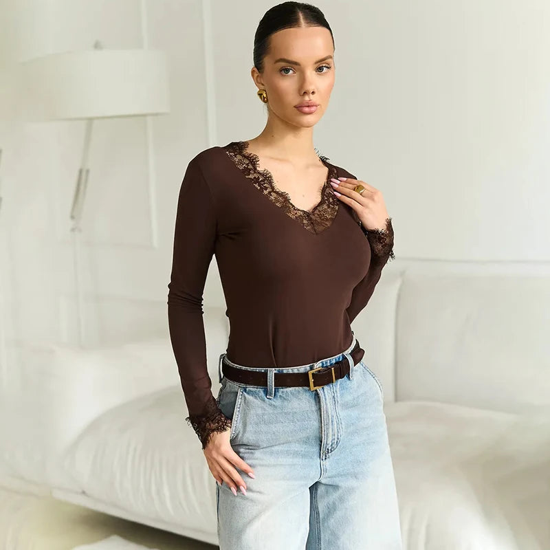 MEGHAN TOP