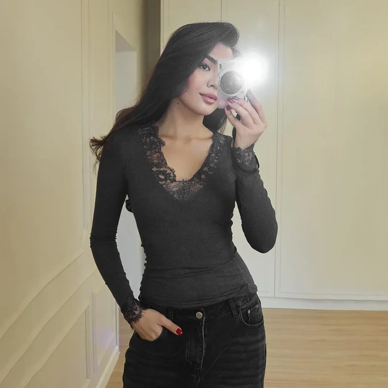 MEGHAN TOP