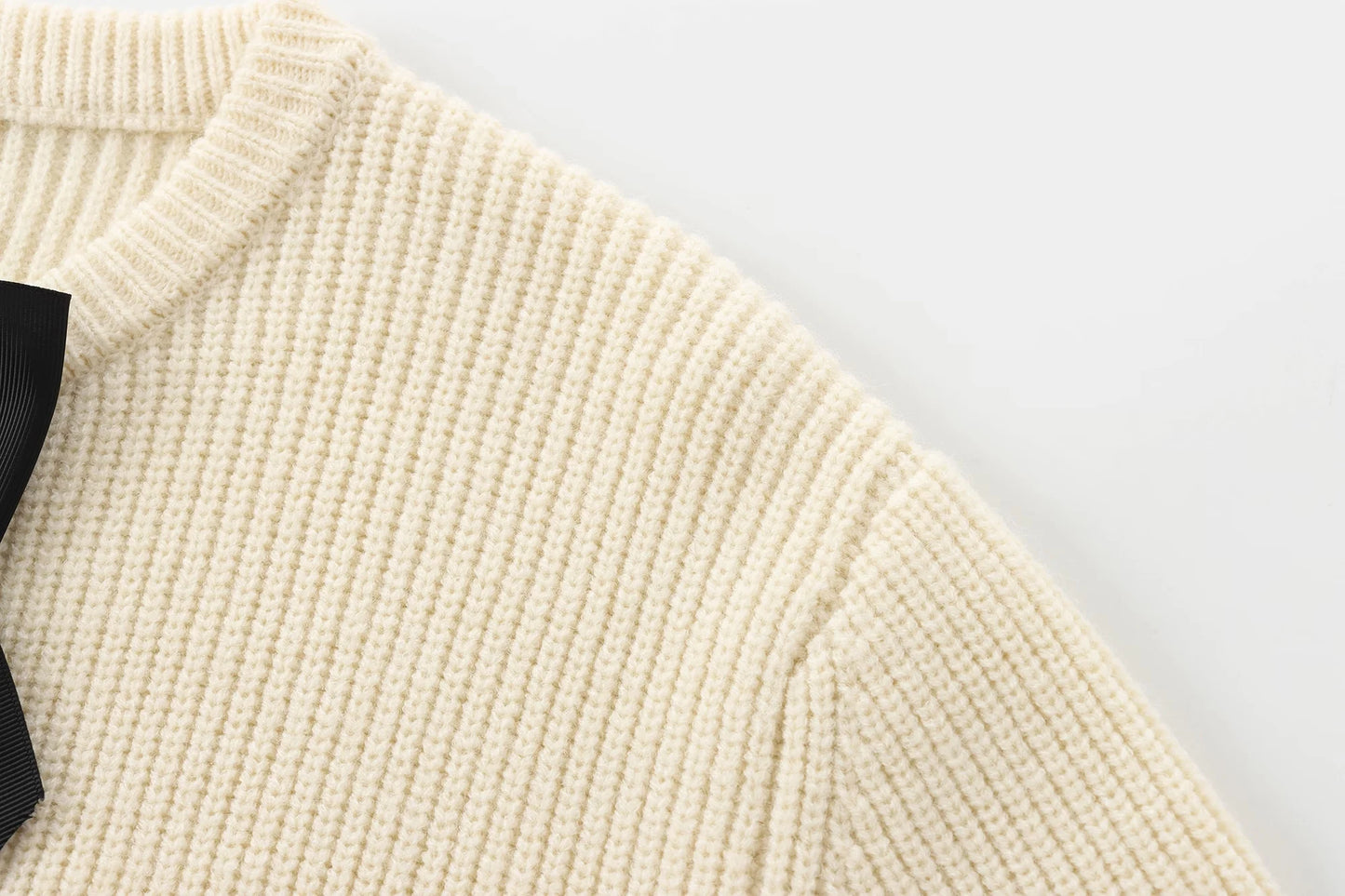 GIGI BOW CARDIGAN