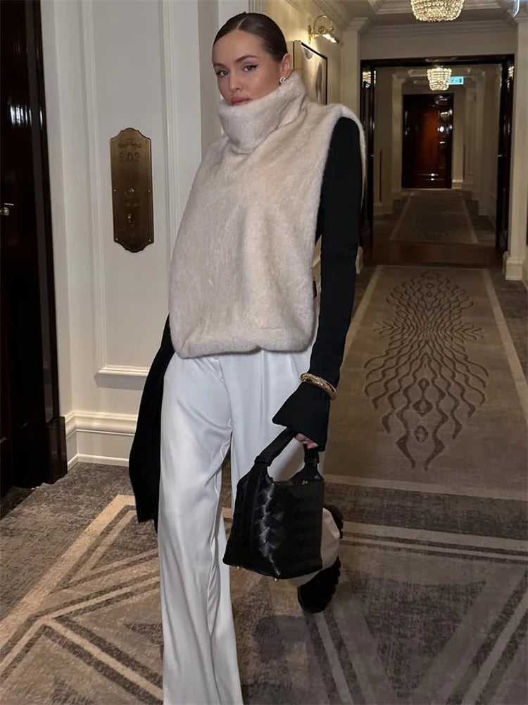 HARLI FAUX FUR TURTLENECK VEST