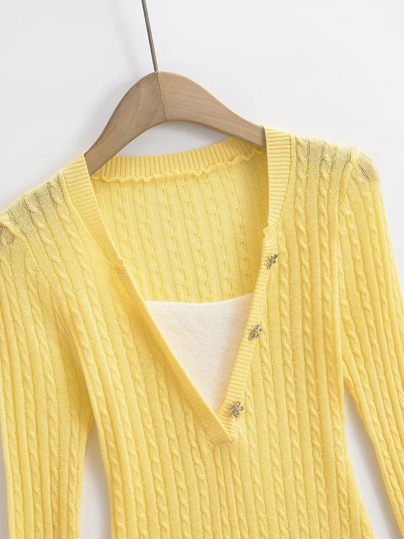 TISIA KNITTED BLOUSE