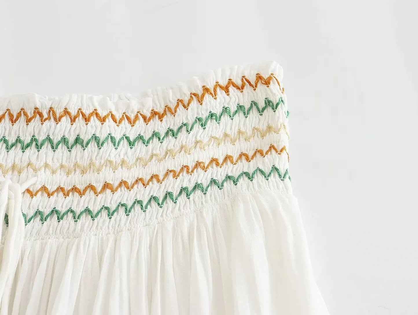 MADALINA EMBROIDERED SET