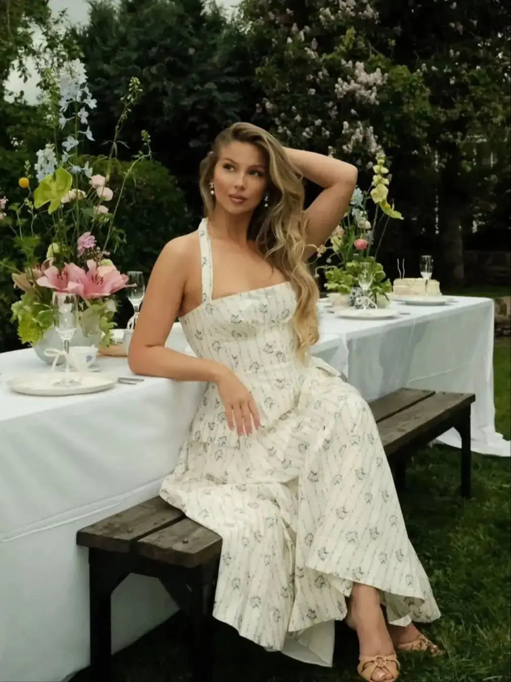 ALLORA FLORAL MIDI DRESS