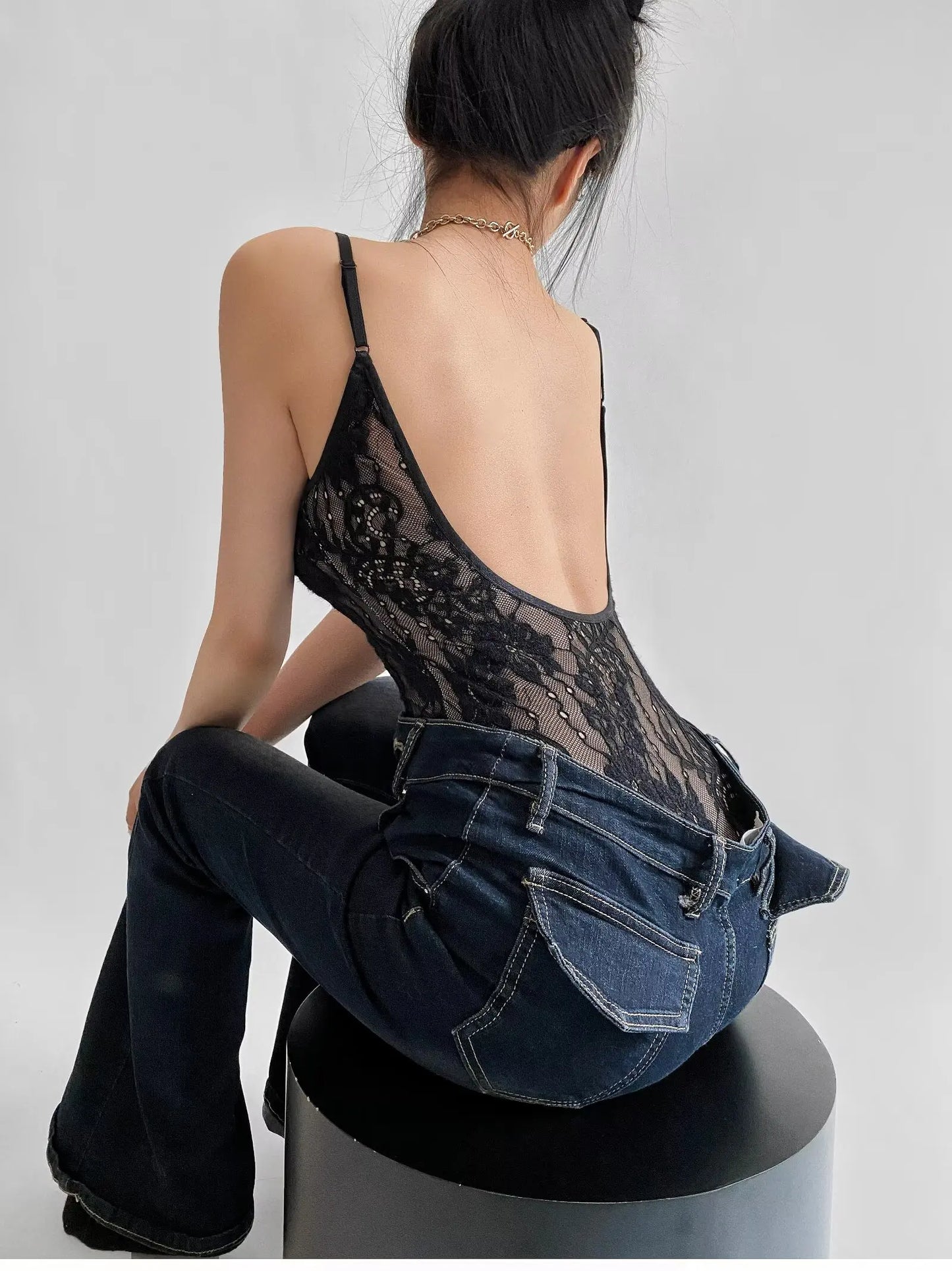 AMINA LACE BODYSUIT