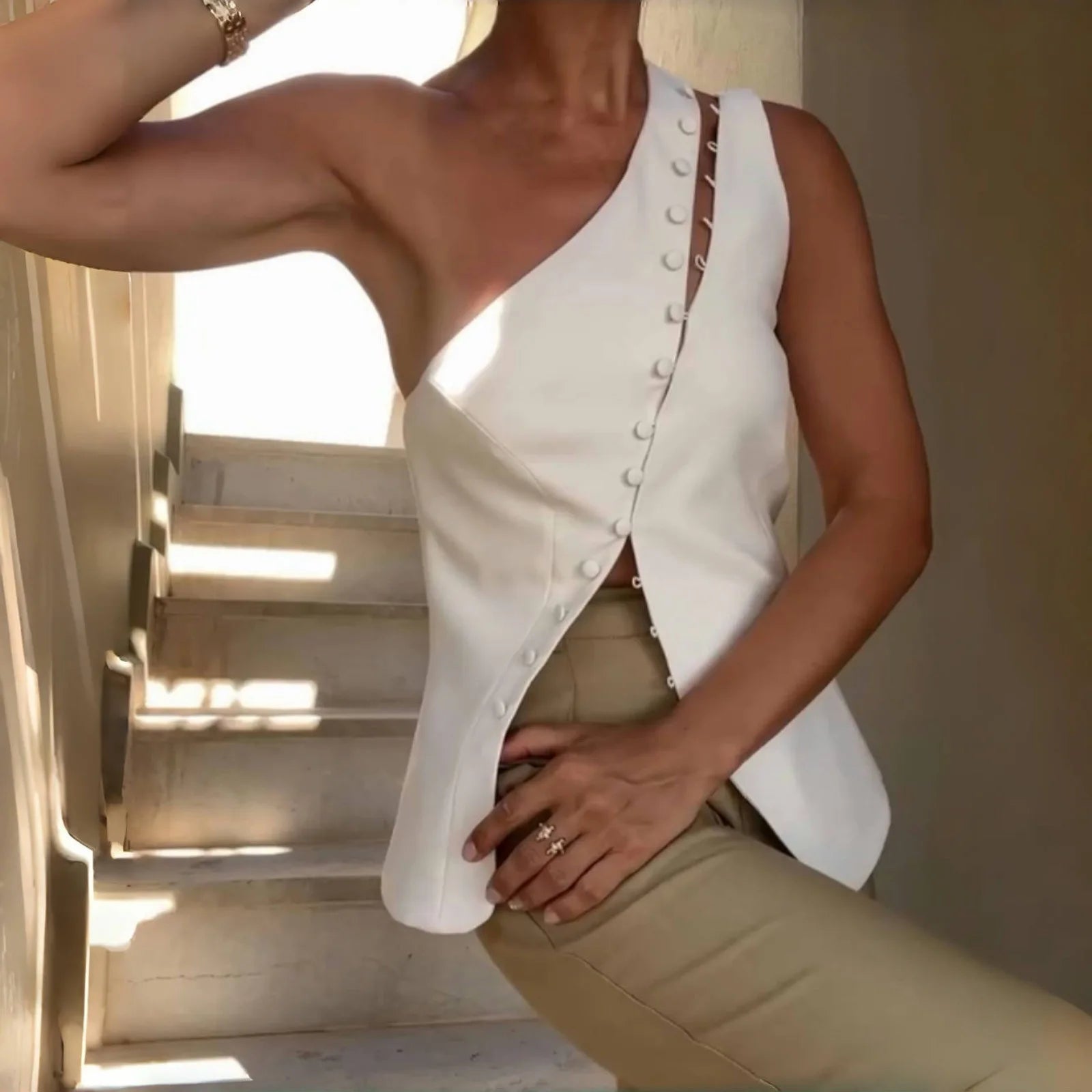 ZINNIA ASYMMETRICAL TOP