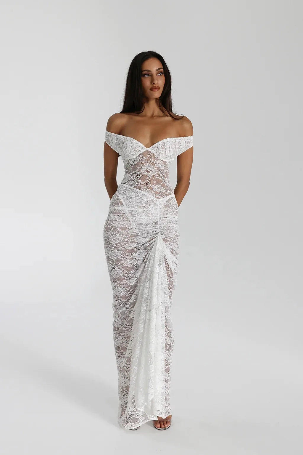 AURA LACE MAXI DRESS