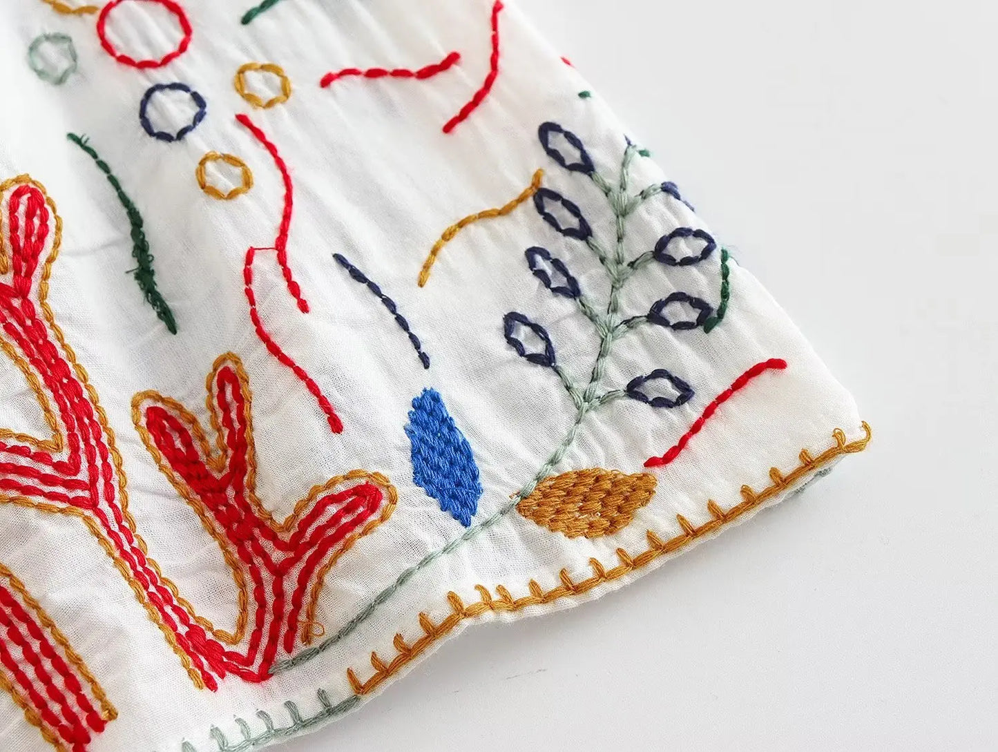 MADALINA EMBROIDERED SET