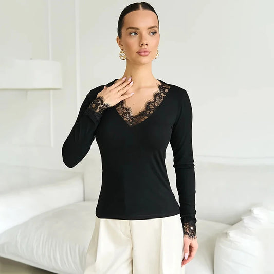 MEGHAN TOP