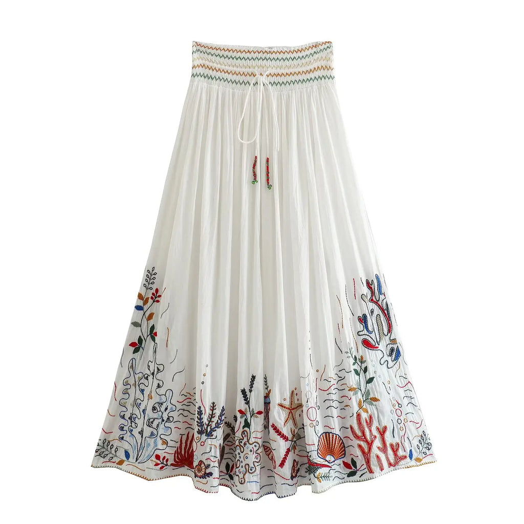 MADALINA EMBROIDERED SET