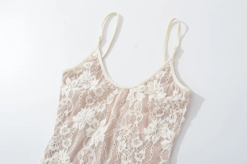 AMINA LACE BODYSUIT