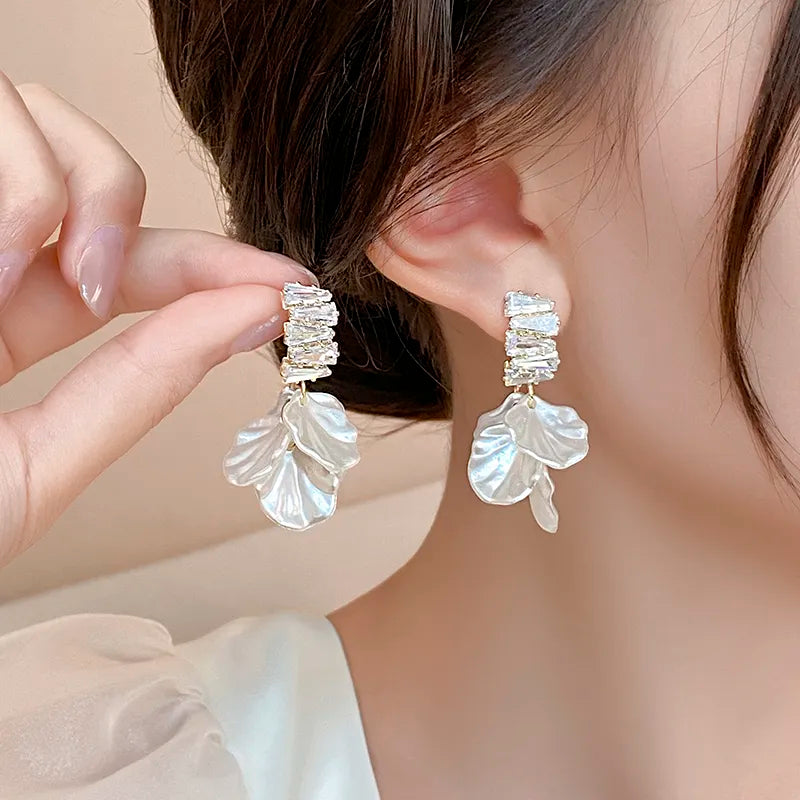 LAVANA EARRINGS