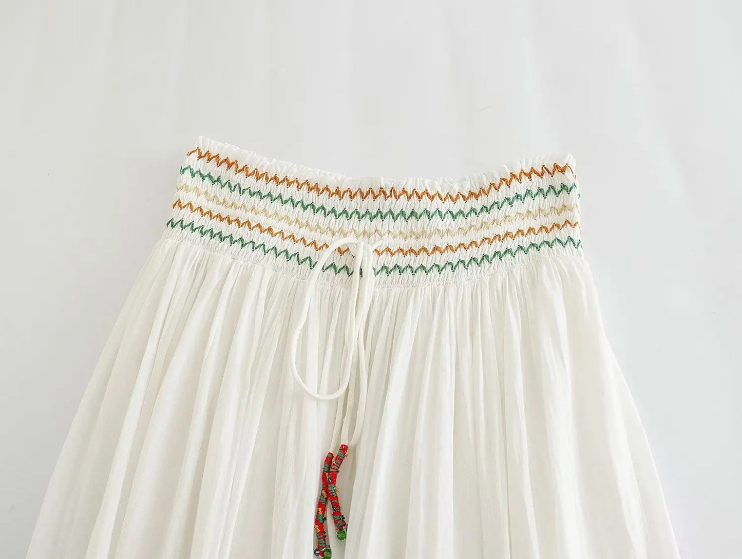 MADALINA EMBROIDERED SET