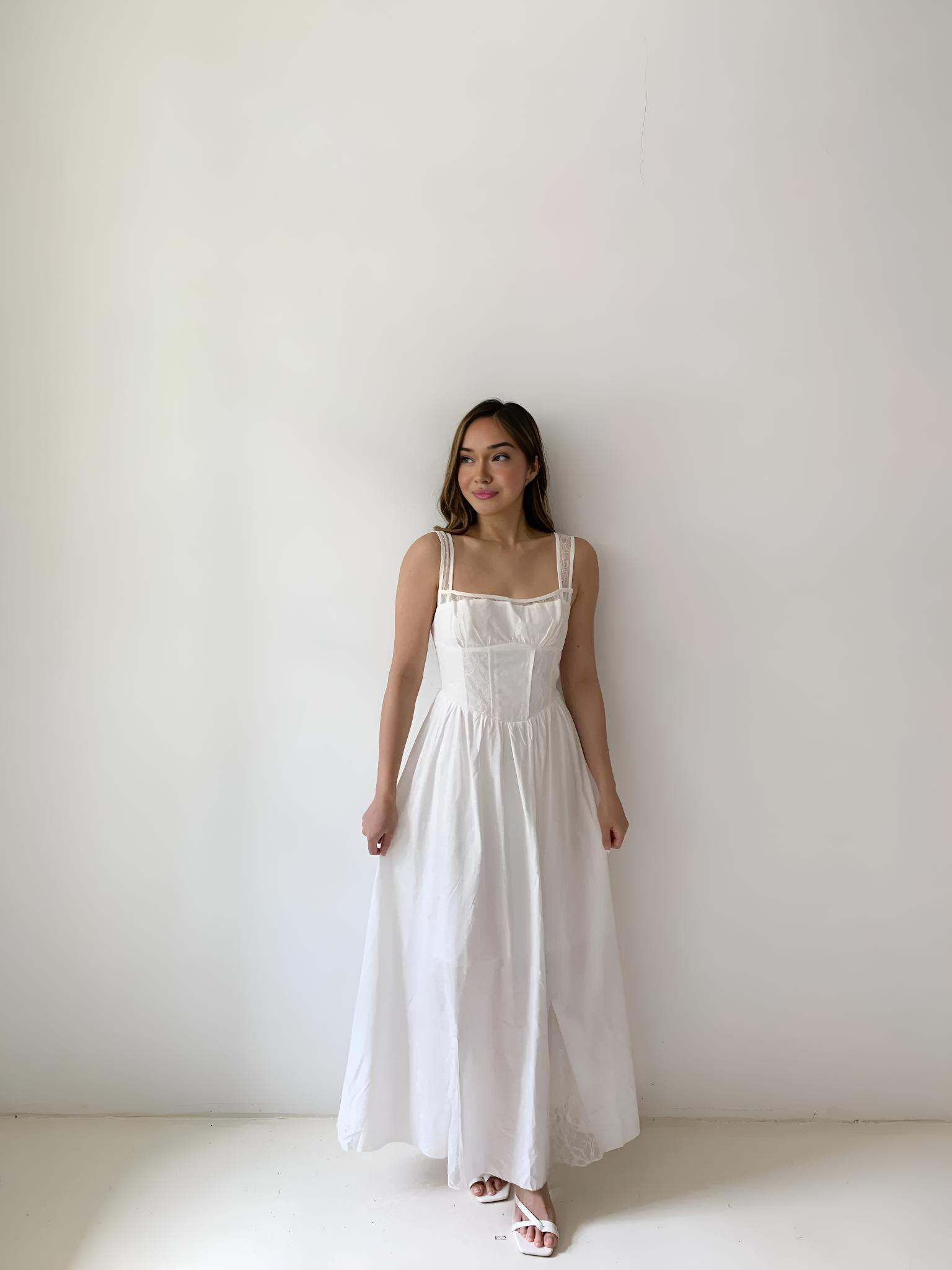 ARYA LACE MIDI DRESS