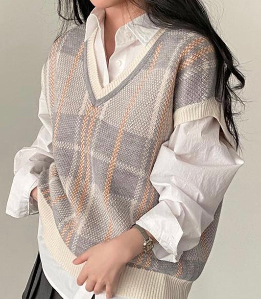 AMELIA KNITTED VEST
