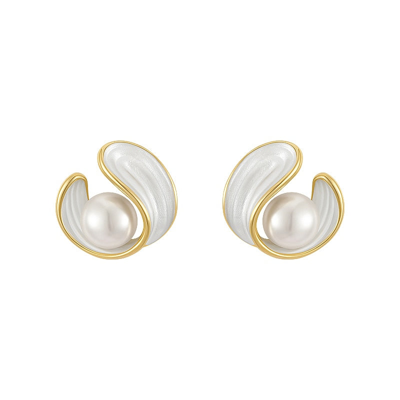 ADRIENNE PEARL EARRINGS