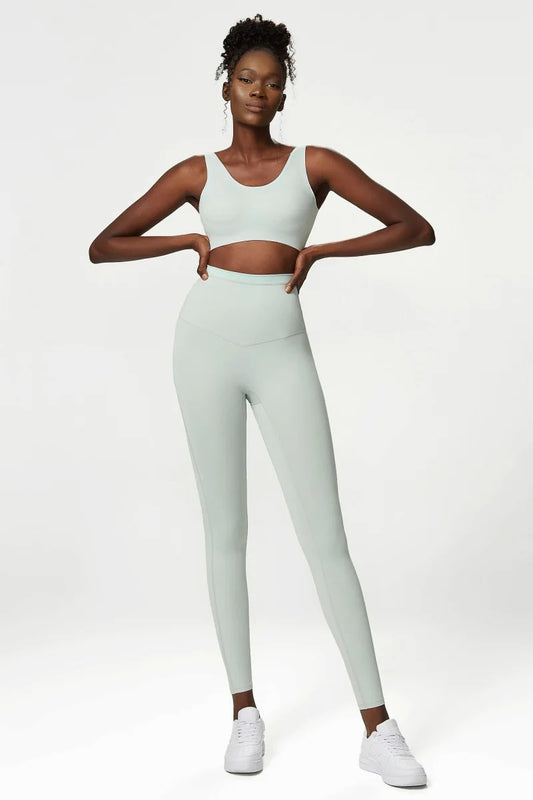 PEYTON SPORTS BRA AND LEGGINGS SET ICE GREY