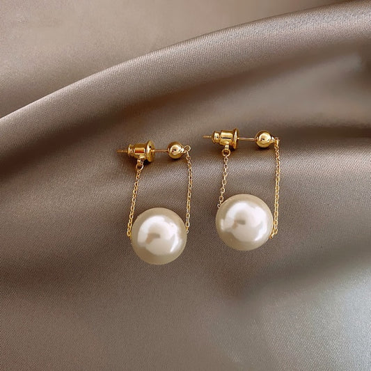 LISETTE PEARL EARRINGS