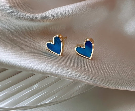 LOVE EARRINGS
